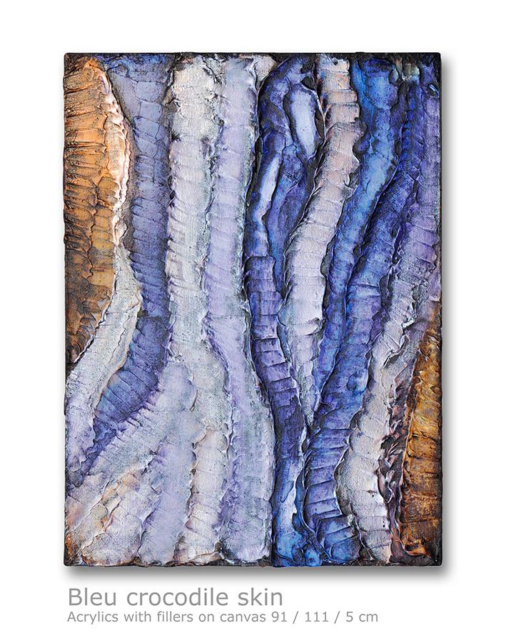 Bleu crocodile skin
